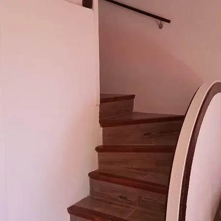 Gaianes R Apartment *